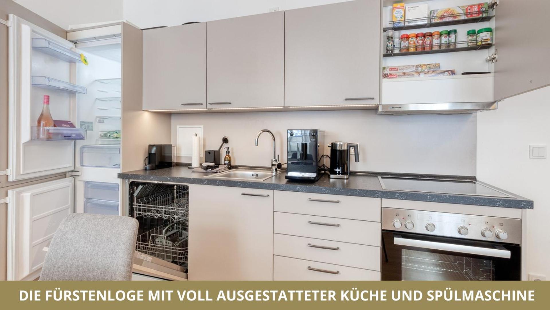 Neu Fewo Fuerstenloge 1-6 Pers Hinter Dem Markgraeflichen Opernhaus - 2 Schlafzimmer Mit Boxspringbetten 4 Einzel Oder 2 Doppelbetten, Balkon Und Einbaukueche, Barrierearm Bayreuth Exterior foto