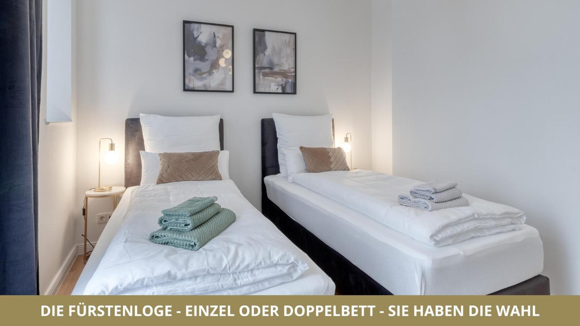 Neu Fewo Fuerstenloge 1-6 Pers Hinter Dem Markgraeflichen Opernhaus - 2 Schlafzimmer Mit Boxspringbetten 4 Einzel Oder 2 Doppelbetten, Balkon Und Einbaukueche, Barrierearm Bayreuth Exterior foto